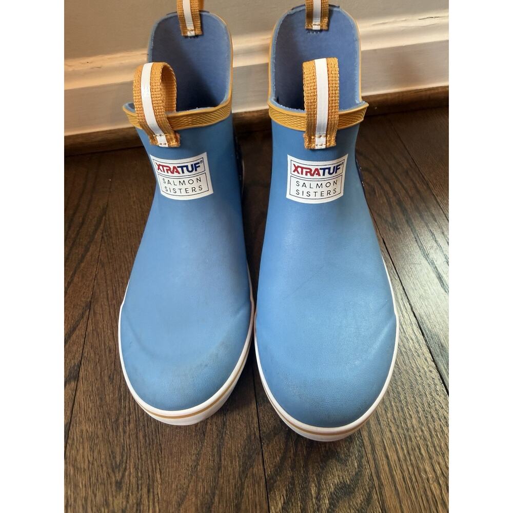 Xtratuf Boots Kids Size 4 Blue EUC